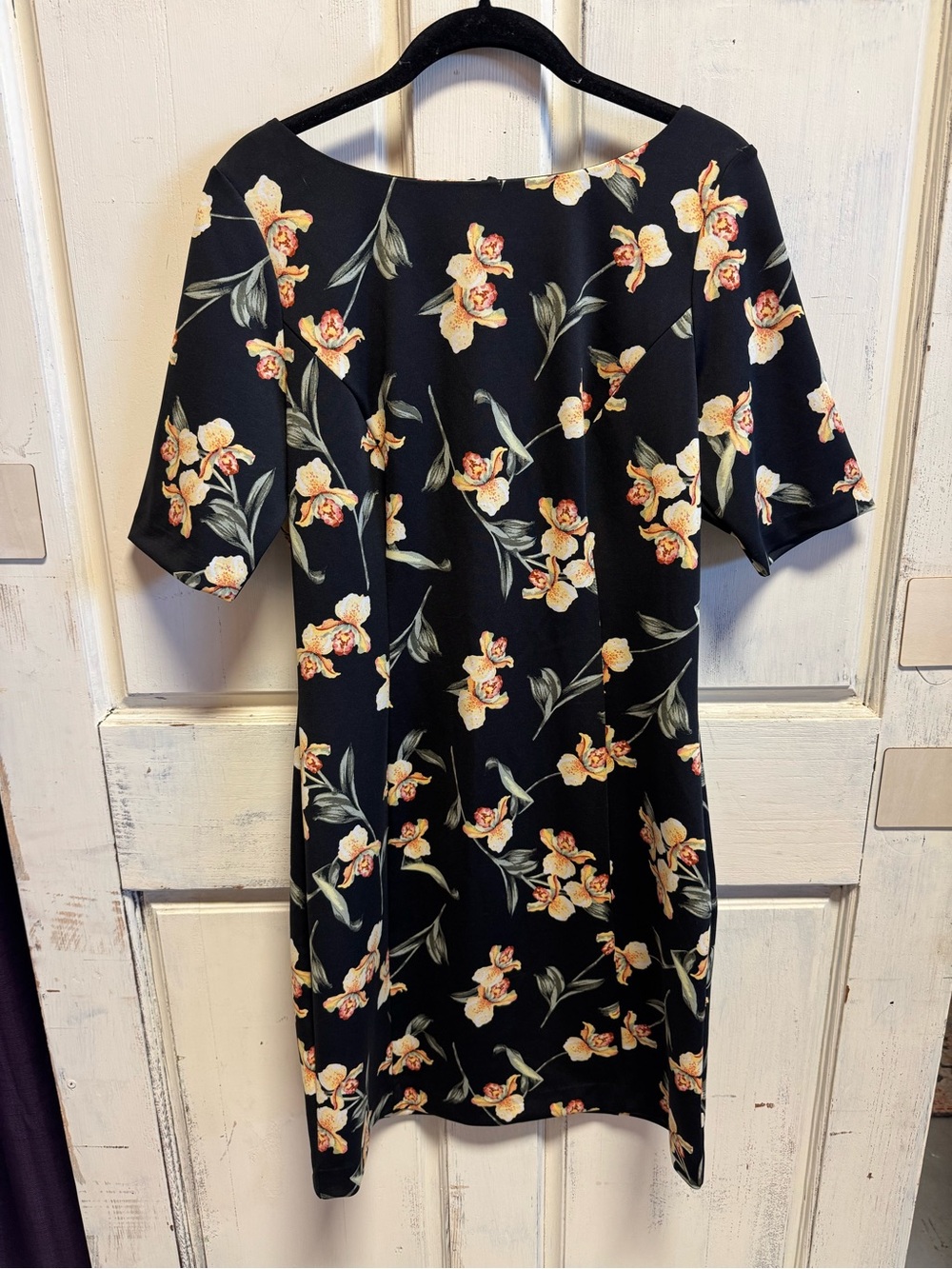 Women’s White House Black Market Floral Dress